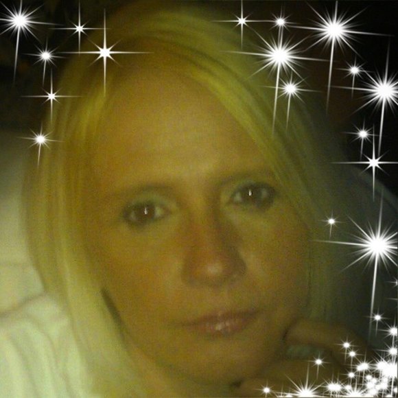 Meet your Posher, Cari - Picture 1 of 1